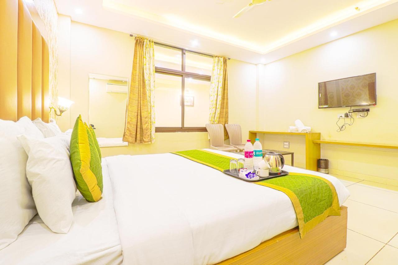 The Glory Hotel Dehradun Exterior foto